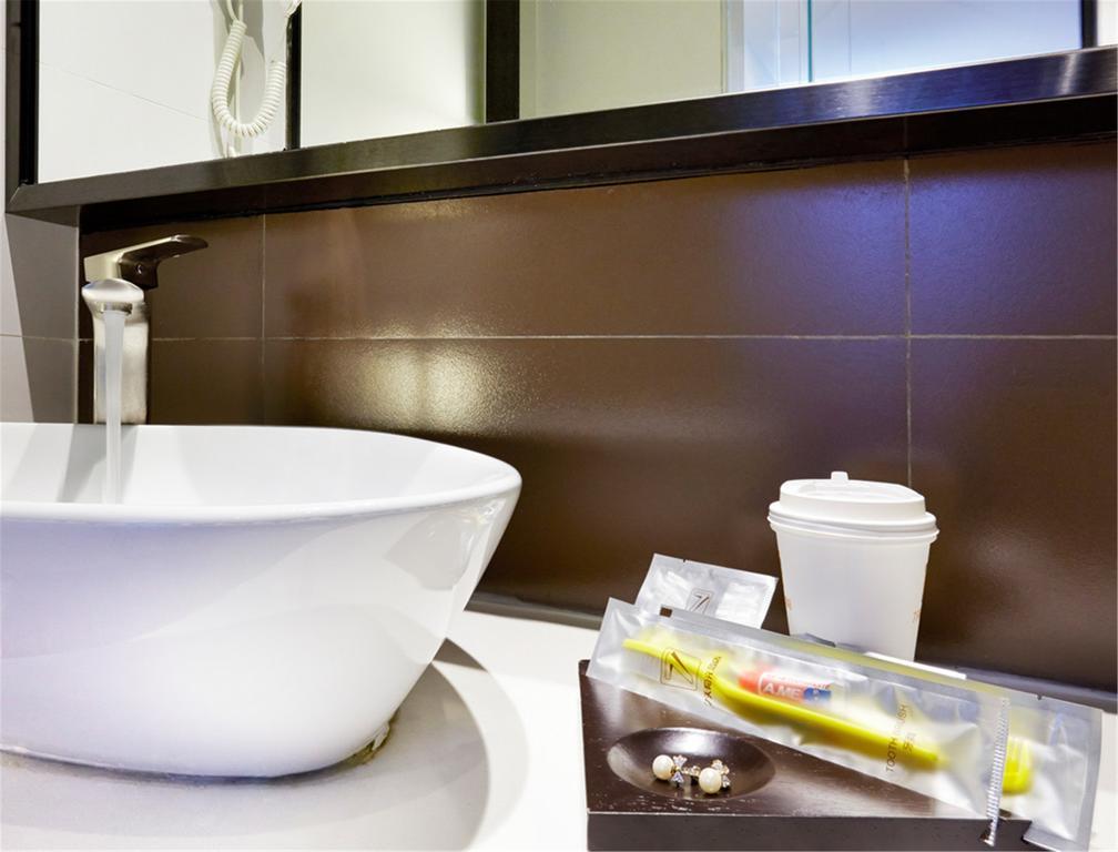 Отель 7Days Premium Guilin Seven Star International Exhibition Center Экстерьер фото